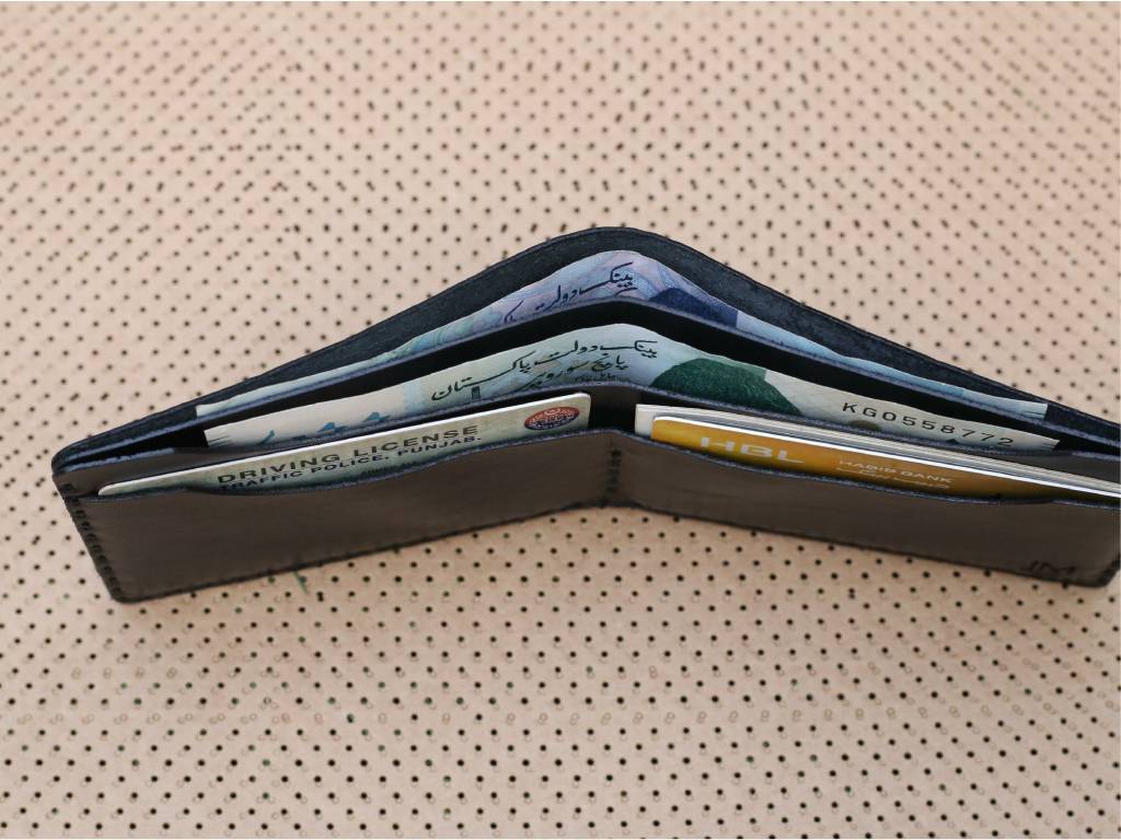 Slim Snake - Bifold Mini Wallet #0018 - Le Mesh