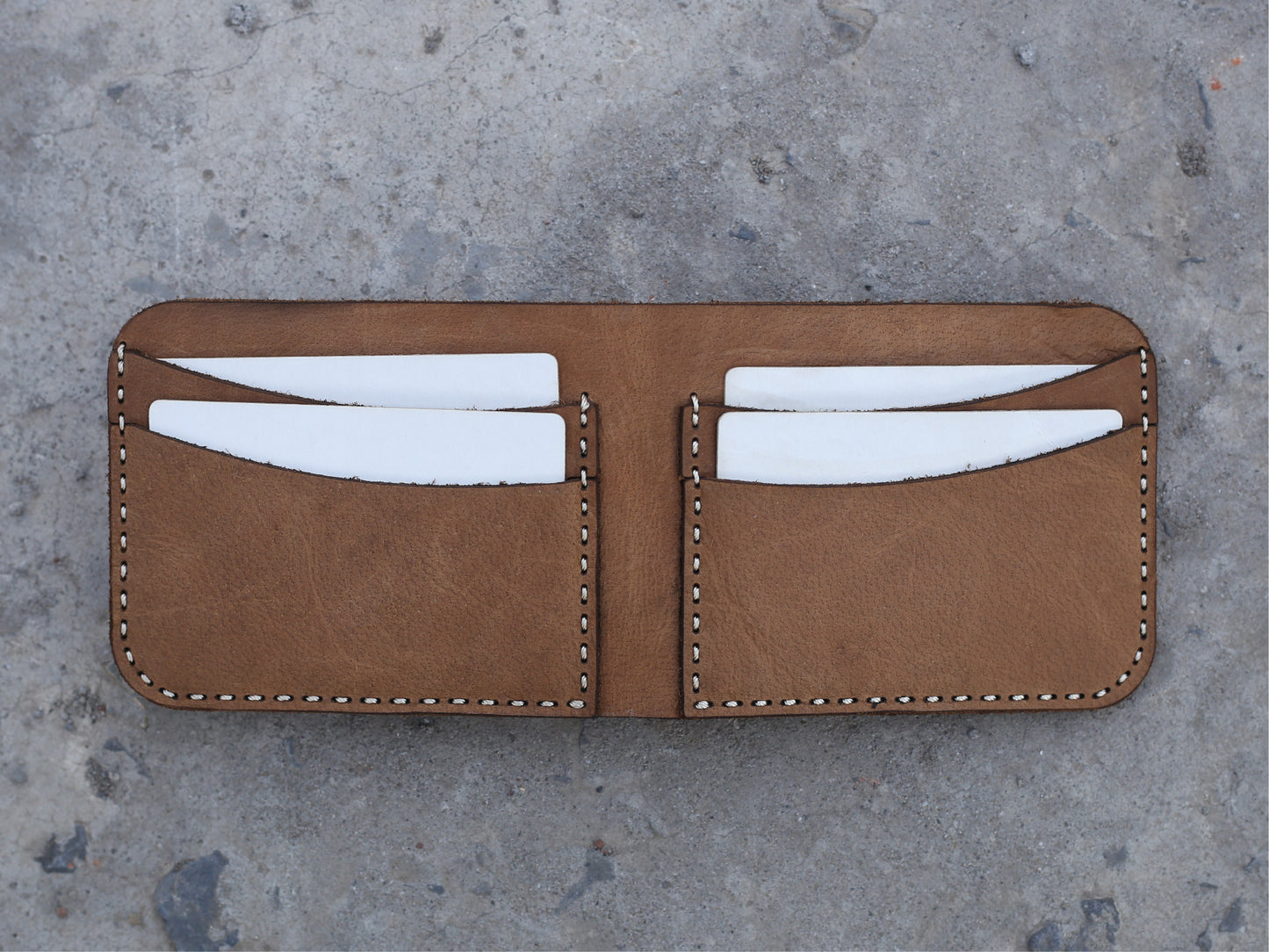 Crazy Horse light - Bifold Wallet # 00062 - Le Mesh