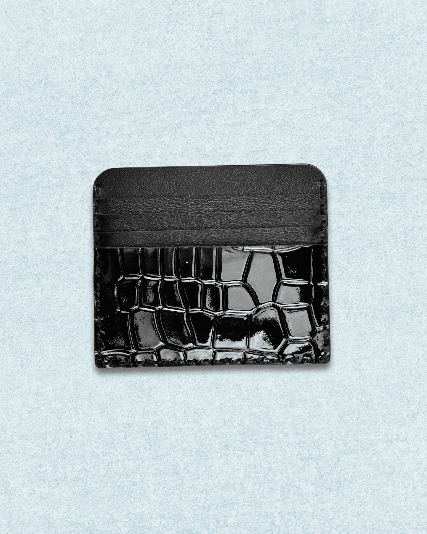 Luxury black crocodile embossed leather card holder – back view of handcrafted minimalist wallet by Le Mesh black-crocodile-card-holder-back